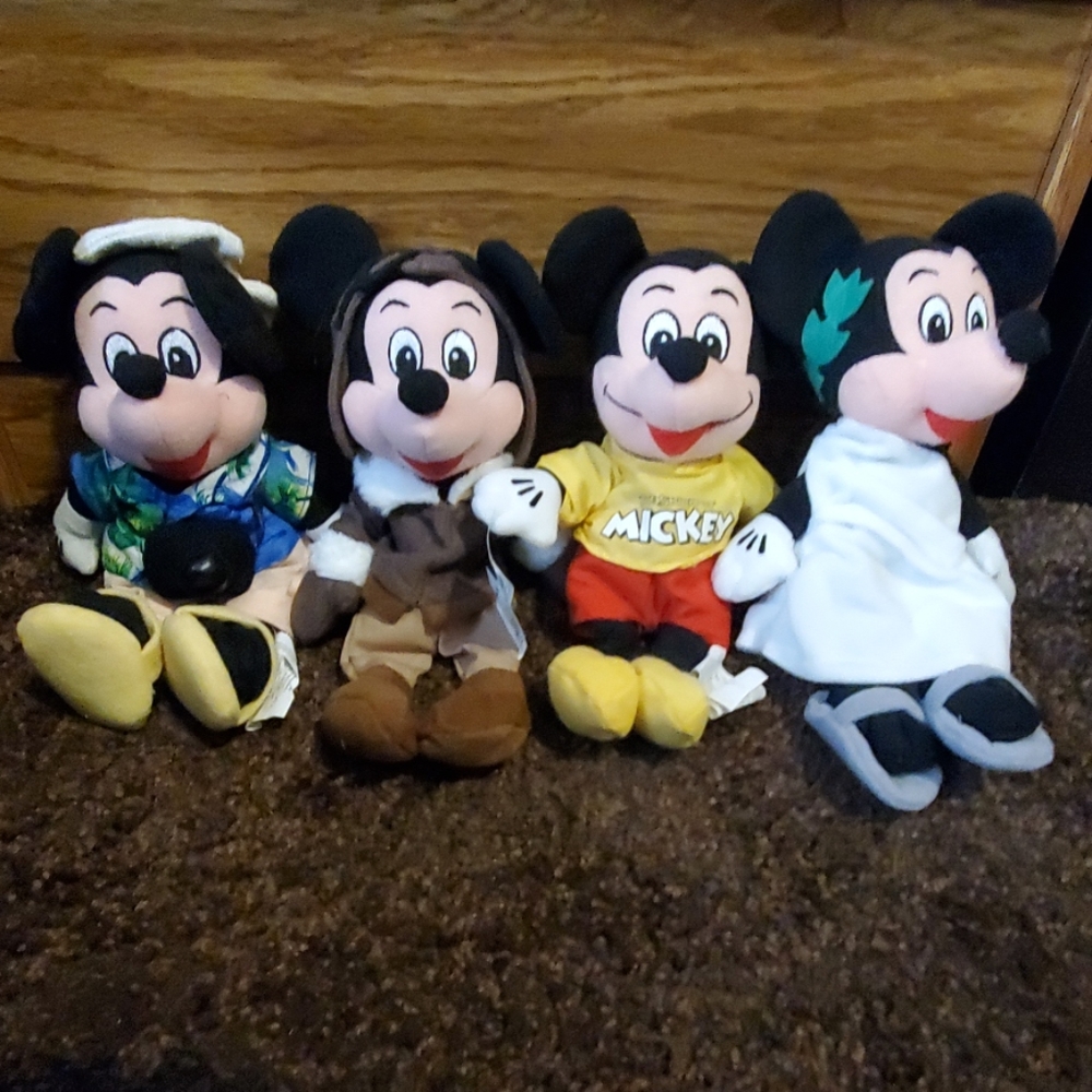 Disney Store Bean Bag Mickey Mouse Set of 4